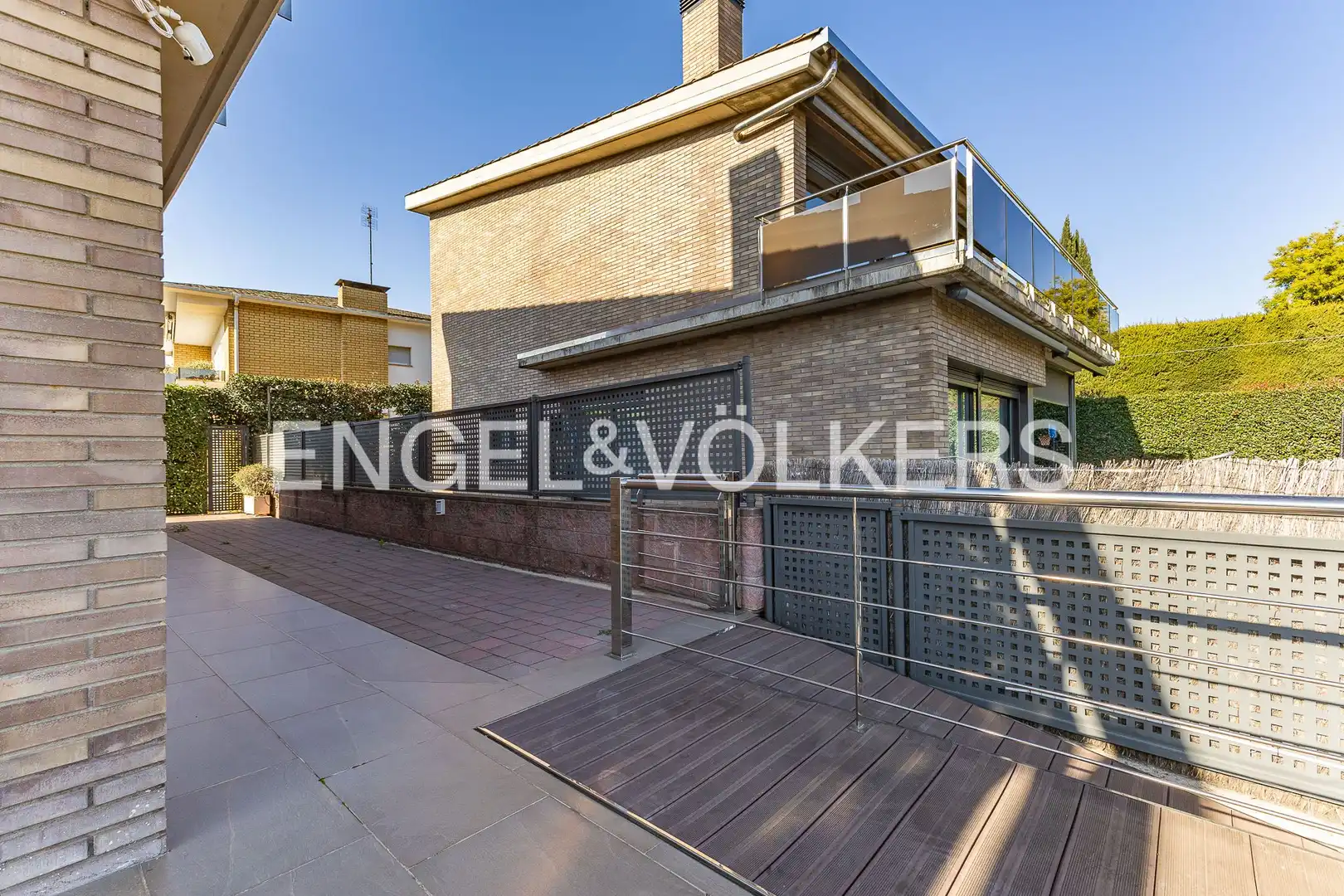 Vista exterior de Casa o chalet en venta en Vallromanes con Aire acondicionado, Calefacción y Jardín privado
