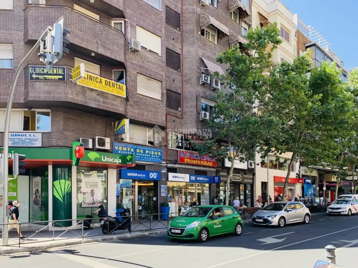 Vista exterior de Piso de alquiler en Madrid con Aire acondicionado y Amueblado