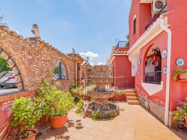 Villa in vendita a Calle RIVERA