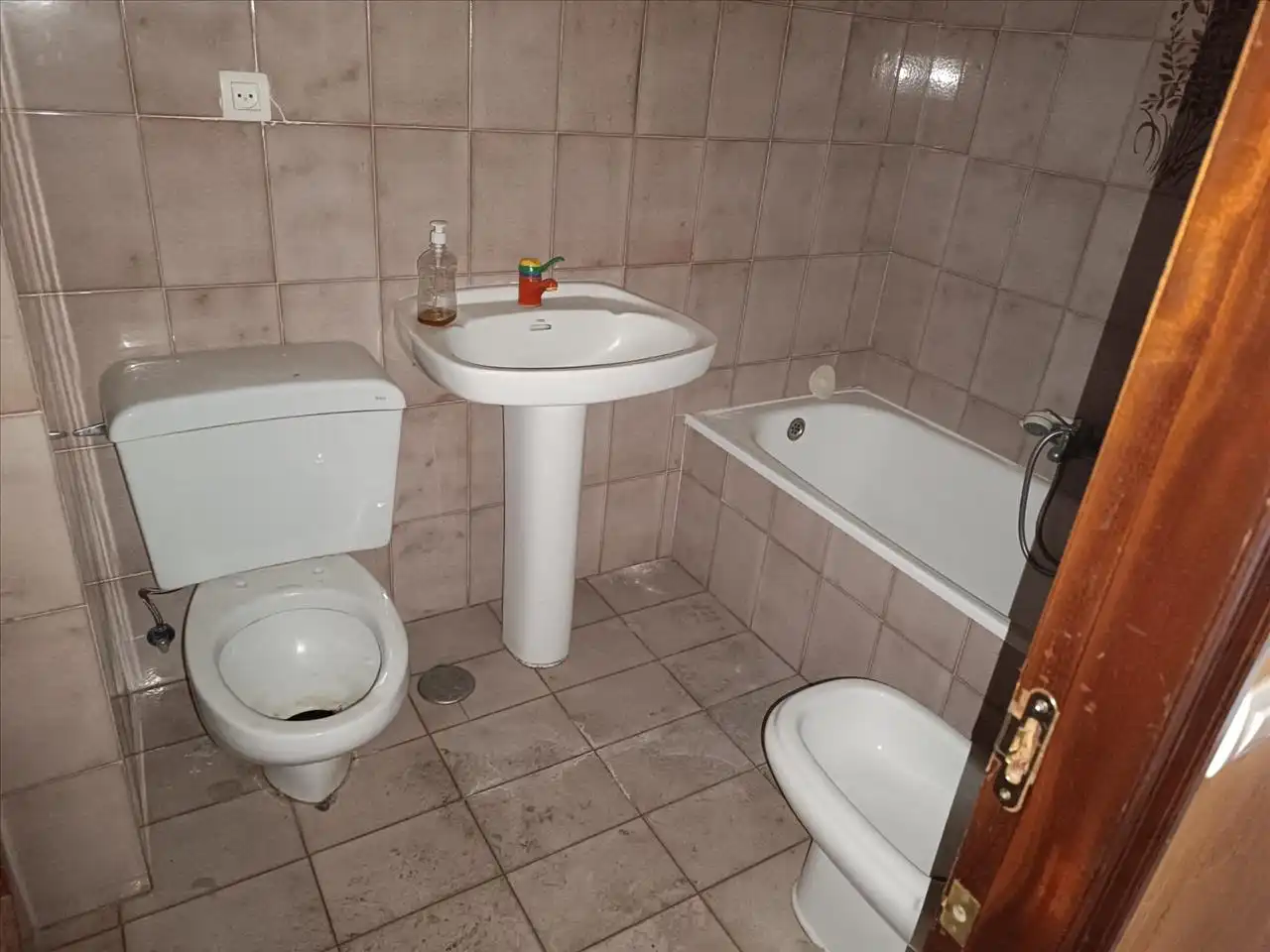 Bany de Pis en venda en La Robla 
