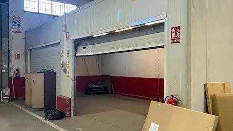 Foto 3 von Fabrikhallen zum Verkauf in Calle Río Jarama, 107, Santa María de Benquerencia,  Toledo Capital