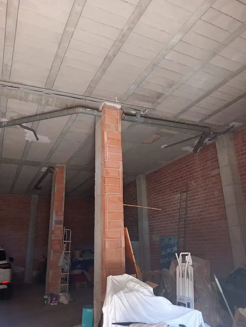 Local comercial en venda a Cenicero, imagen 4
