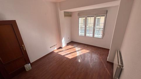 Foto 2 de Pis de lloguer a Avda de Madrid - Pº de la Estación,  Jaén Capital