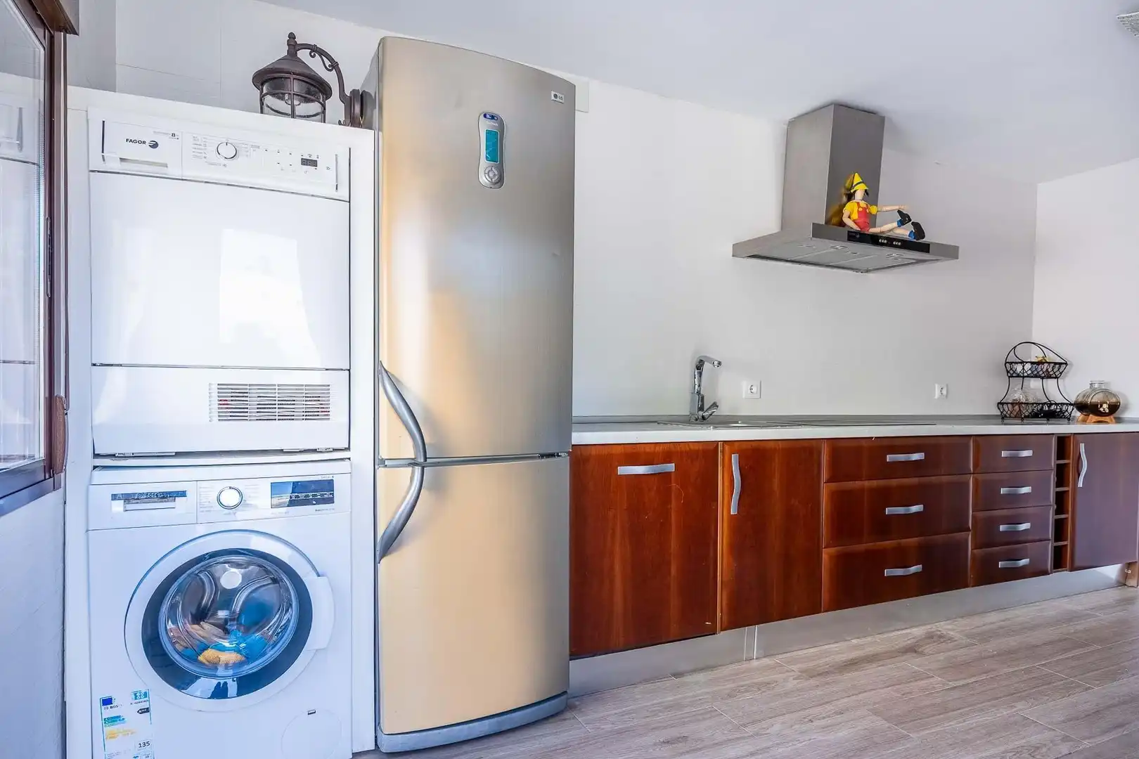 Cocina de Casa o chalet en venta en Montequinto con Aire acondicionado, Jardín privado y Terraza
