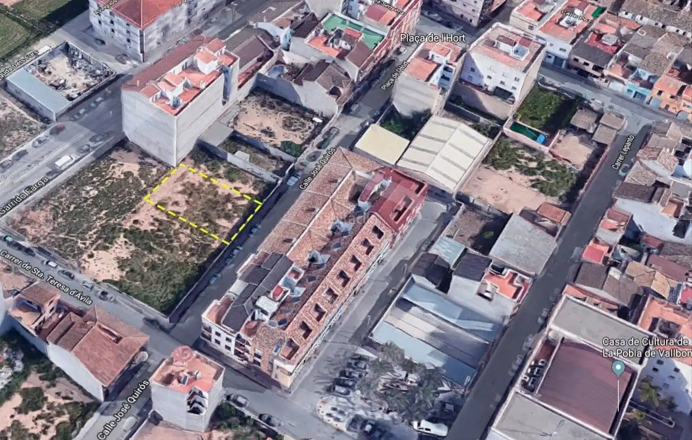 Residential land for sale in Carrer José Quirós 23, imagen 2