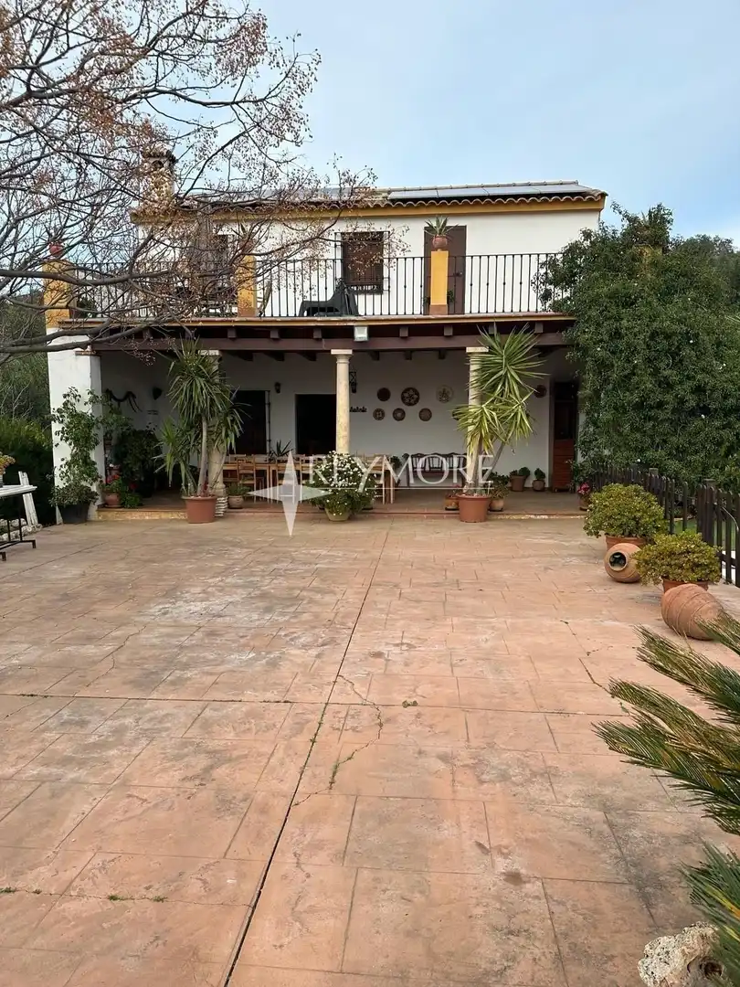 Vista exterior de Finca rústica en venta en La Puebla de los Infantes con Aire acondicionado, Calefacción y Jardín privado