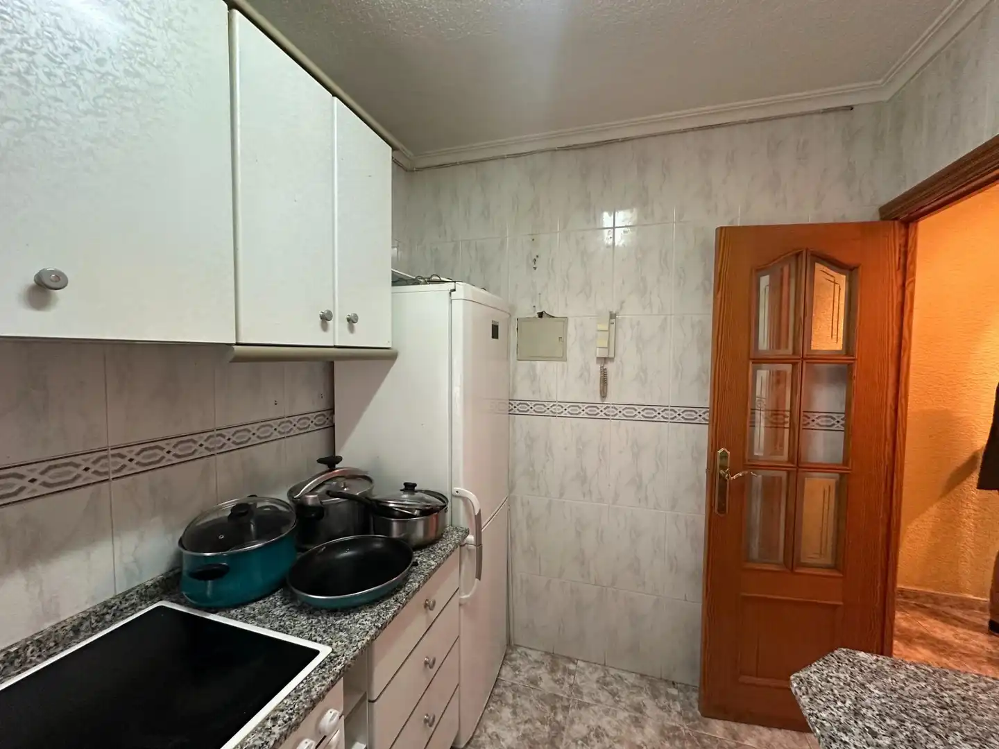 Cocina de Apartamento en venta en Alicante / Alacant con Aire acondicionado, Amueblado y Balcón