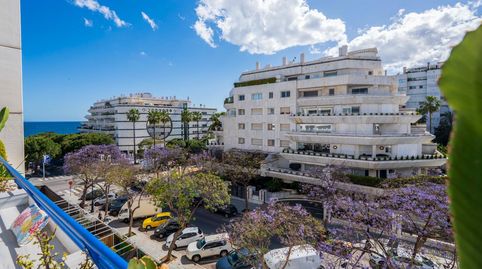 Foto 3 de Àtic en venda a Calle Ramon Gomez de la Serna, Playa de la Fontanilla, Marbella