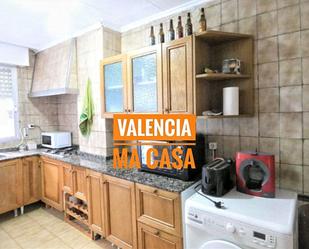 Kitchen of Flat to rent in  Valencia Capital  with Air Conditioner, Heating and Furnished