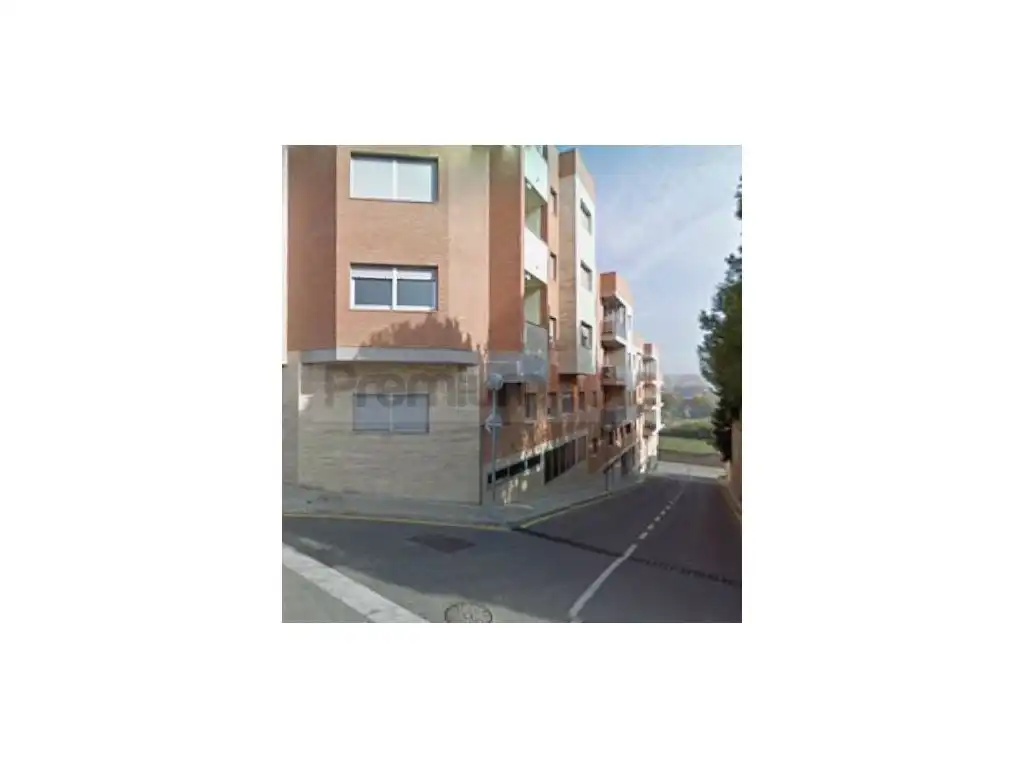 Vista exterior de Pis en venda en Móra d'Ebre amb Balcó