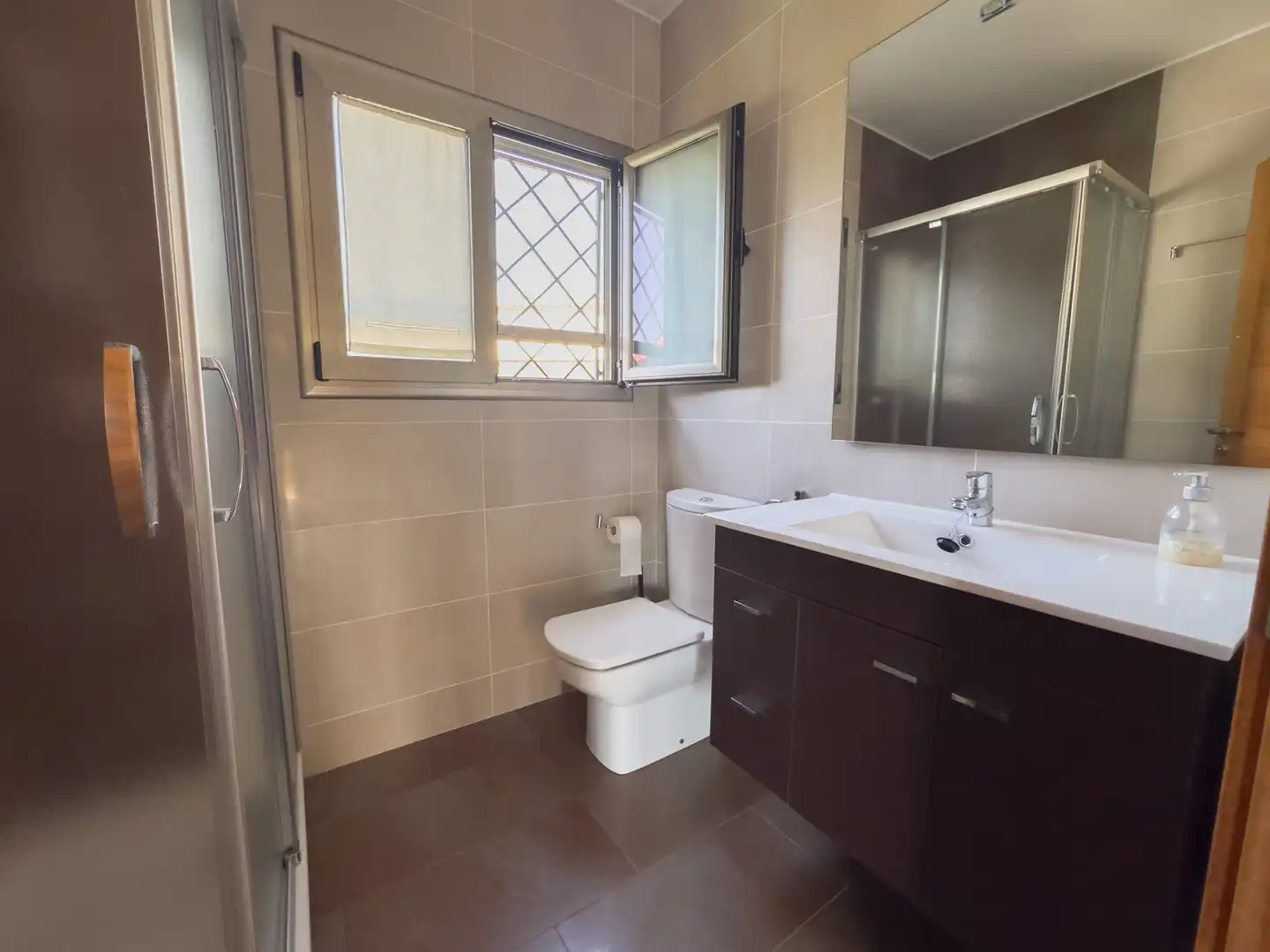 Baño de Casa o chalet en venta en Pineda de Mar con Aire acondicionado, Calefacción y Trastero