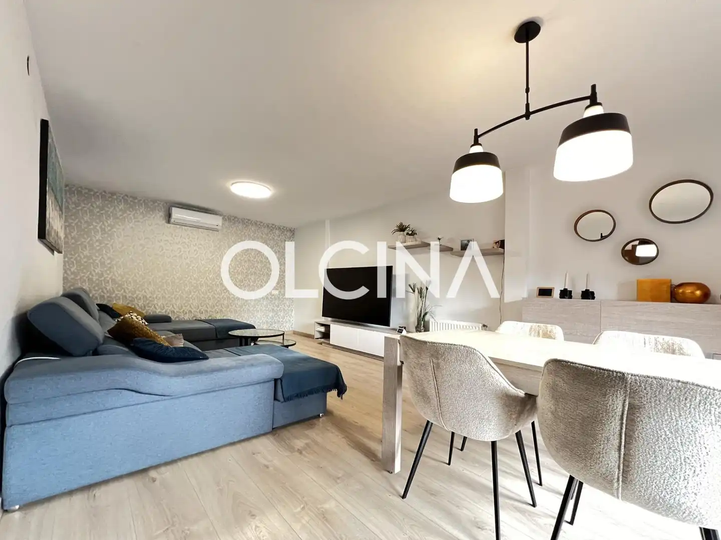 Sala de estar de Casa adosada en venta en Ibi con Aire acondicionado, Terraza y Trastero