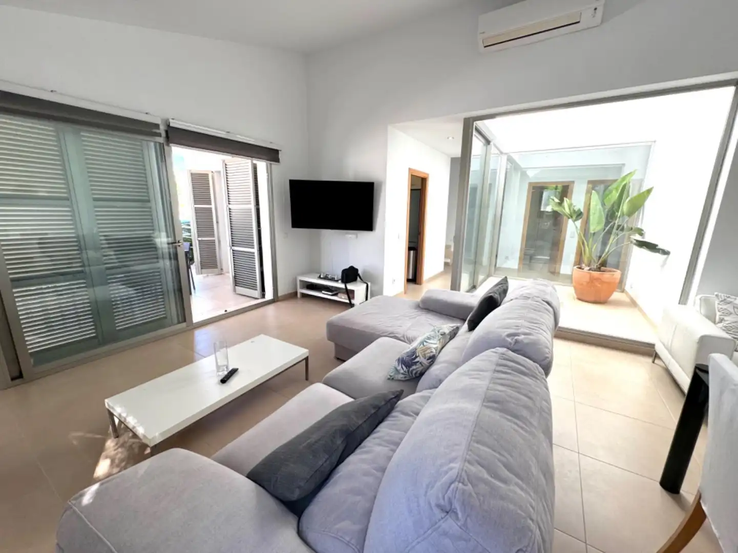 Living room of Houses for rent in Alcúdia  with Air Conditioner, Heating and Terrace