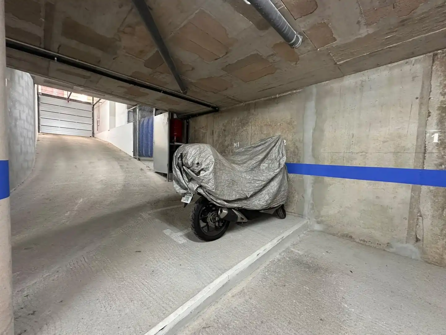 Motorradstellplatz zum Verkauf in Carrer de Padua, imagen 5
