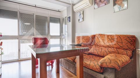 Foto 2 de Piso en venta en Barrio Alto, San Juan de Aznalfarache