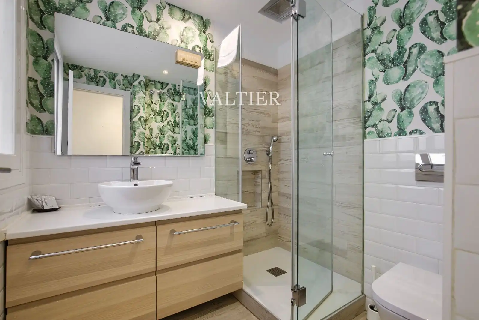 Baño de Piso de alquiler en Madrid con Aire acondicionado y Amueblado