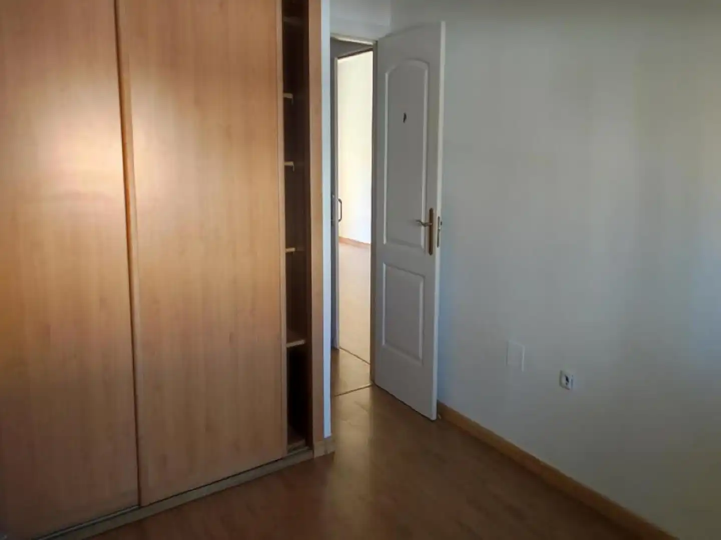 Habitación de Piso en venta en Almería con Trastero y Piscina comunitaria