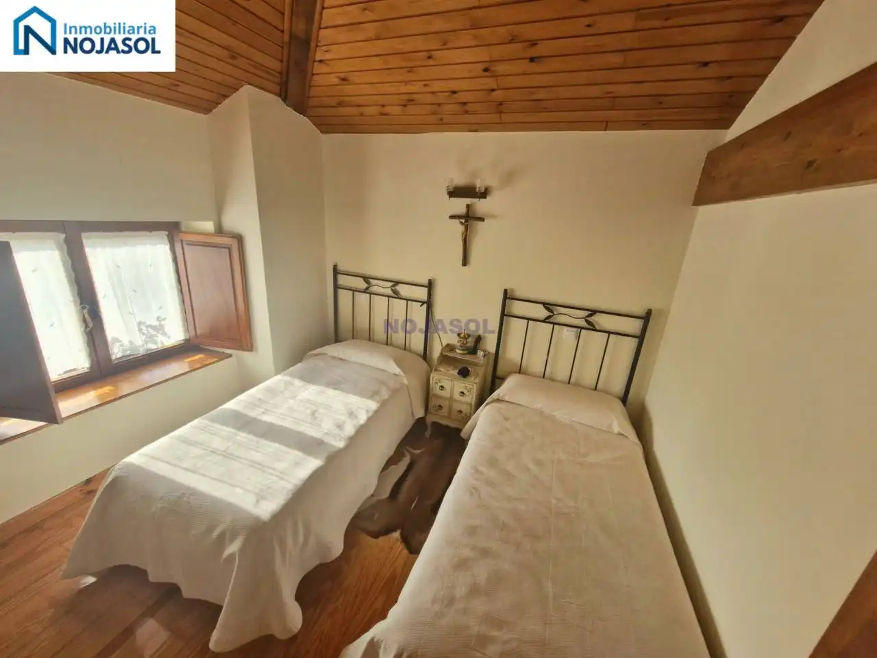 Terraced house with garden for sale in Calle HAZAS DE CESTO, imagen 45