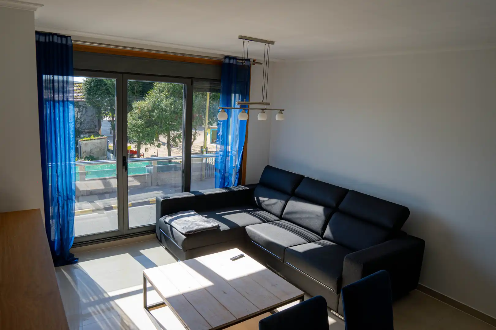 Sala de estar de Apartamento en venta en A Illa de Arousa  con Calefacción, Jardín privado y Parquet