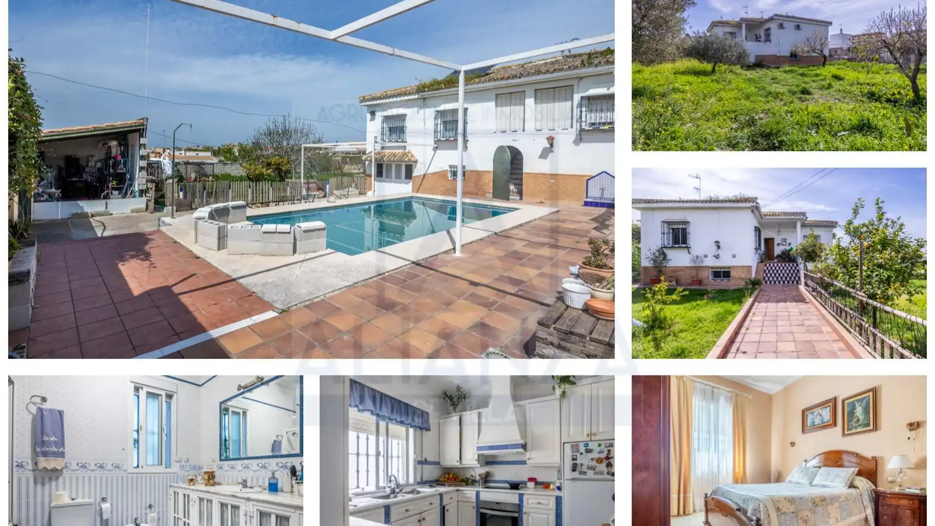 Vista exterior de Casa o chalet en venta en Salteras con Aire acondicionado, Jardín privado y Piscina