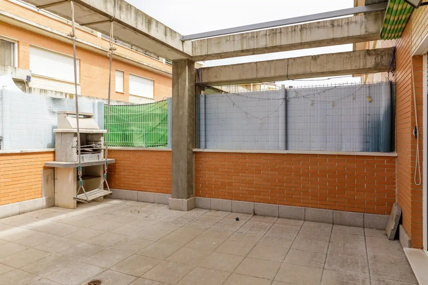 Terrassa de Casa adosada en venda en María de Huerva amb Calefacció, Jardí privat i Terrassa