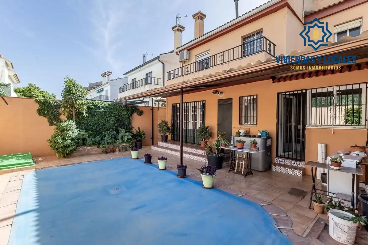 Detached house with terrace for sale in Santa Fe, imagen 2