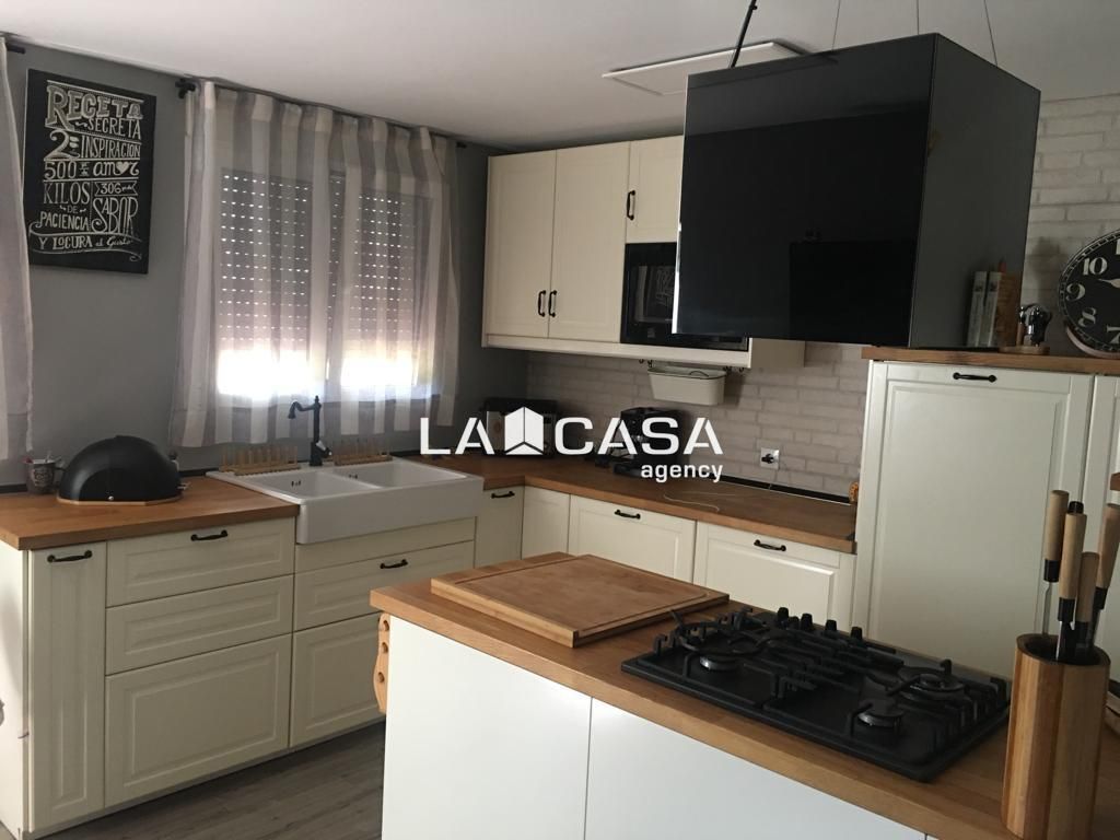 Piso en venta en Bajadilla - Fuente Nueva