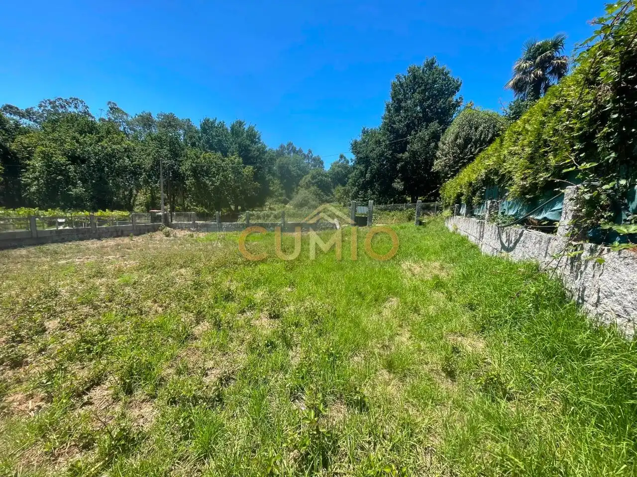 Terreno en venta en Nigrán