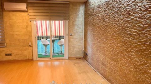 Foto 3 de Piso en venta en Font Pudenta, Montcada i Reixac