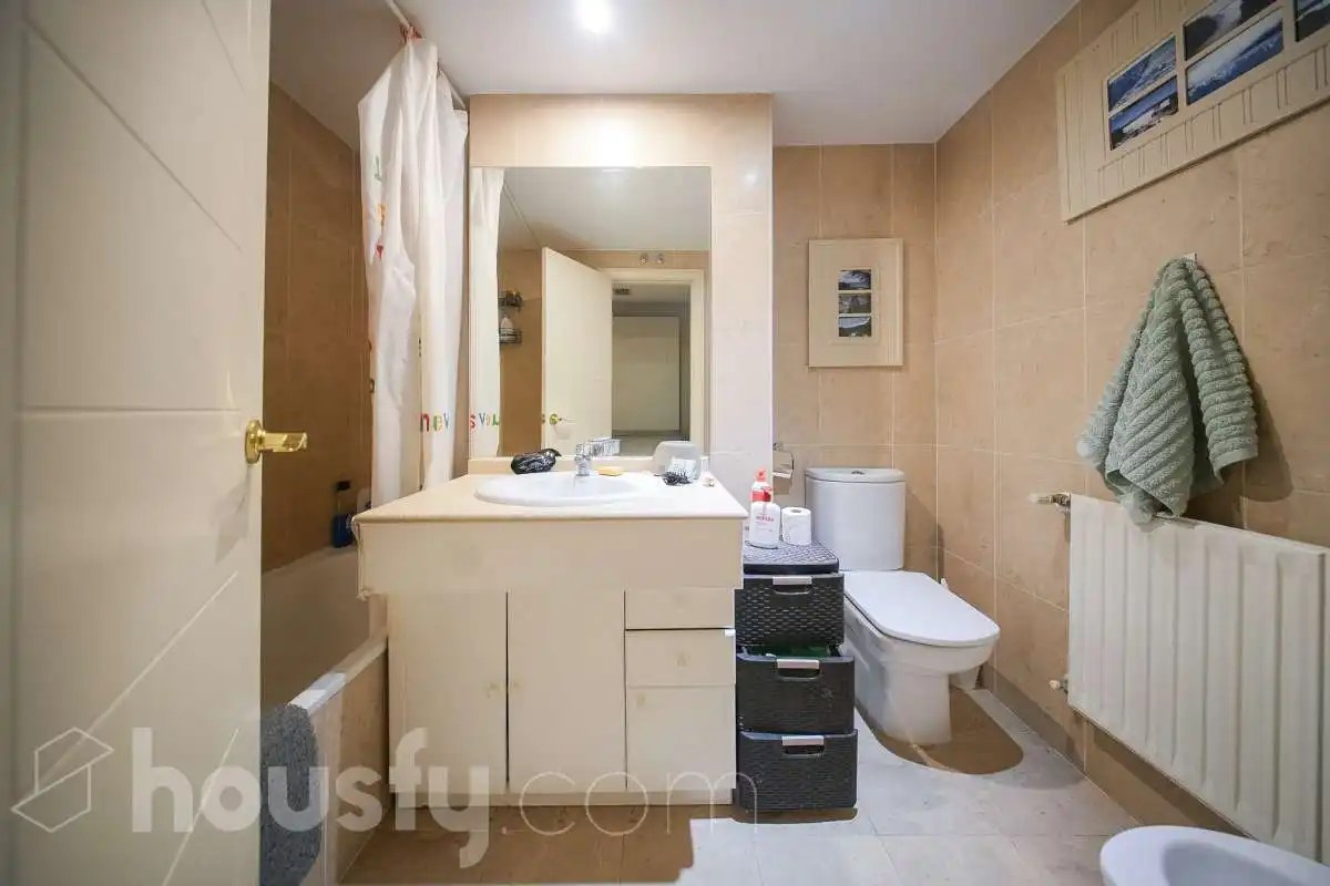 Baño de Piso en venta en Madrid con Aire acondicionado, Calefacción y Trastero