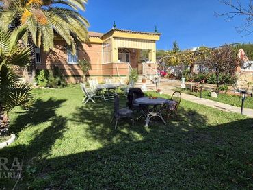 Casa rústica en venda a Calle Úbeda