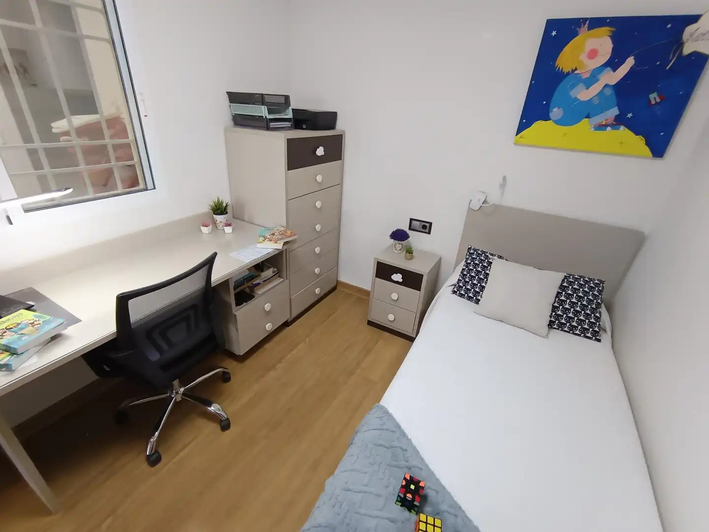 Schlafzimmer von Erdgeschoss zum Verkauf in Casco Urbano