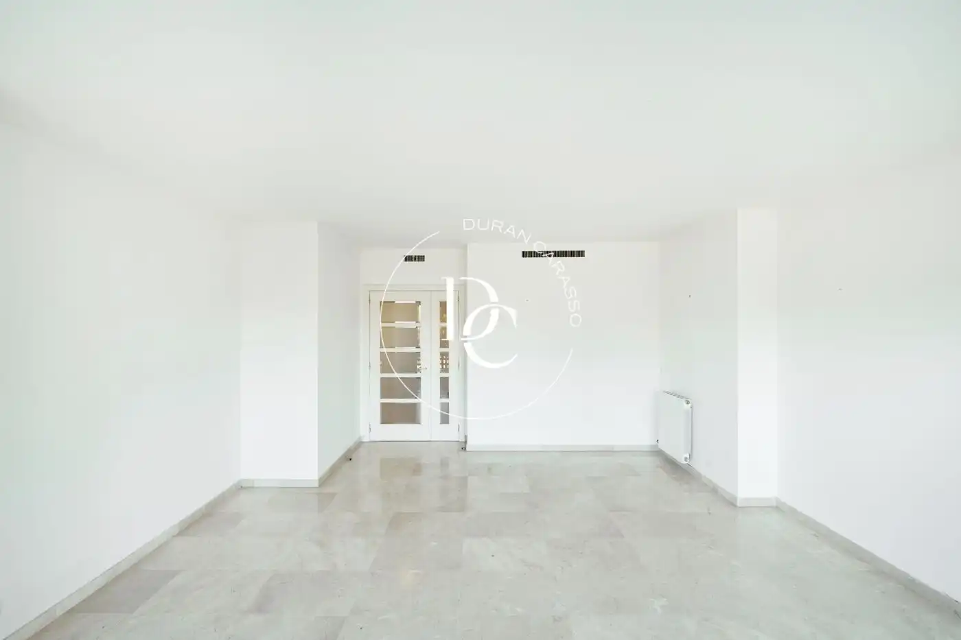 Piso en venta en Sitges con Aire acondicionado, Calefacción y Jardín privado