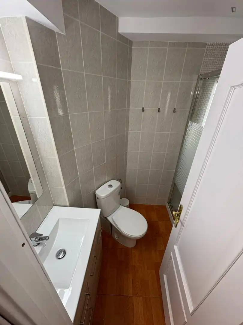 Bany de Apartament per a compartir en Levante