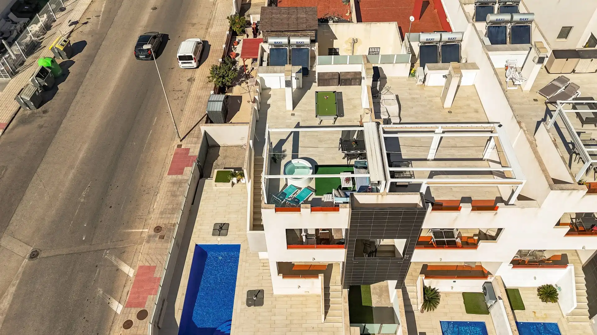 Bungalow with terrace for sale in N/A, imagen 2
