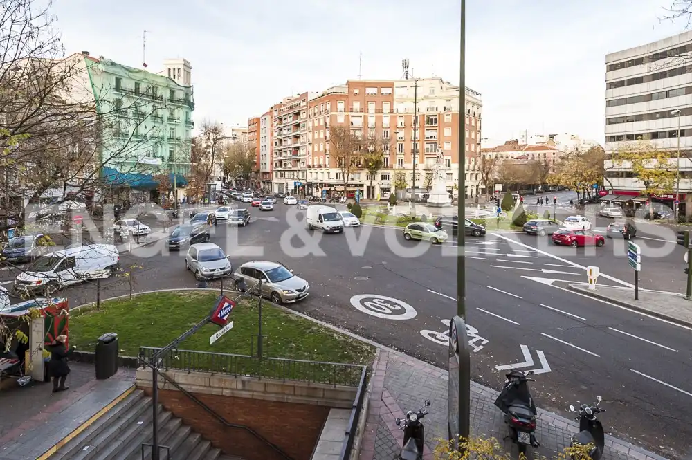 Penthouse with lift for sale in Calle de Fernando el Católico, imagen 4