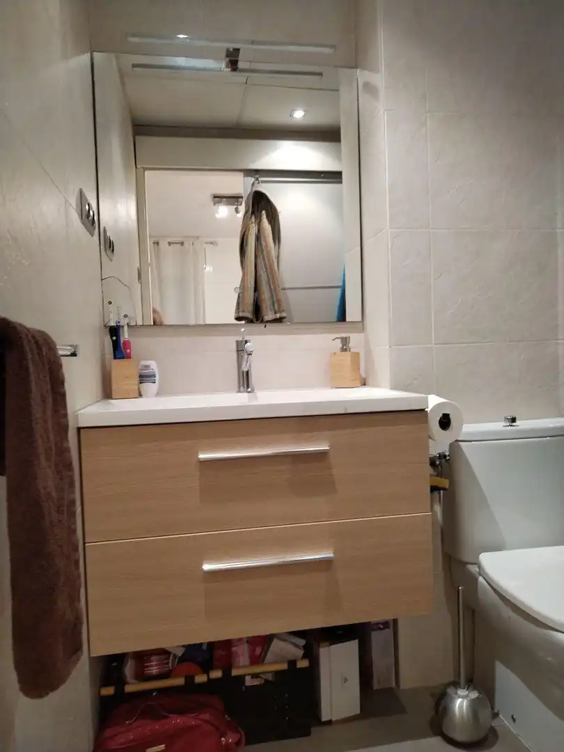 Bathroom of Flat for sale in Tortosa  with Parquet flooring, Terrace and Storage room
