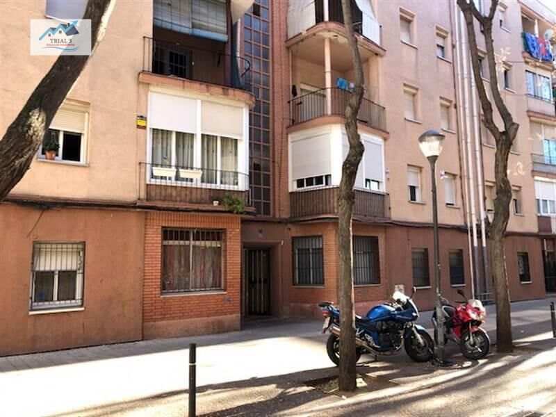 Exterior view of Flat for sale in Sabadell