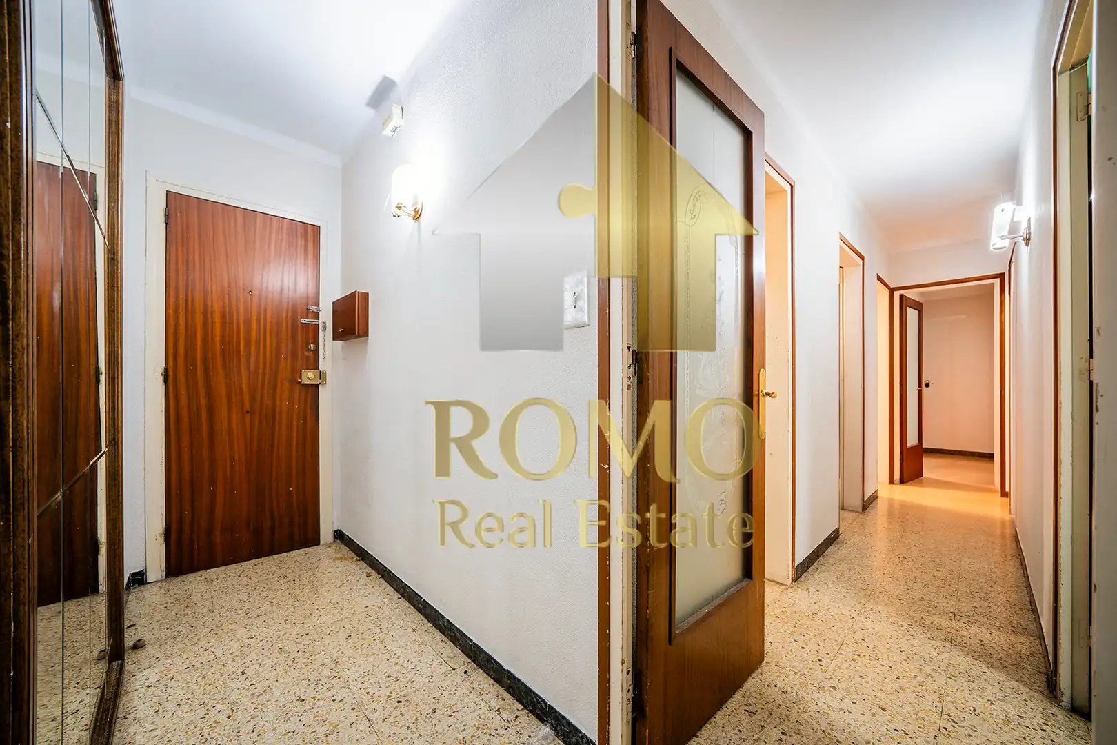 Wohnung zum Verkauf in Santa Perpètua de Mogoda mit Balkon