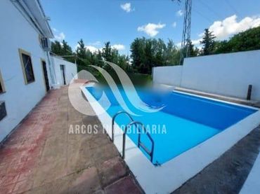 Casa rustica in vendita a Periurbano Este - Campiña