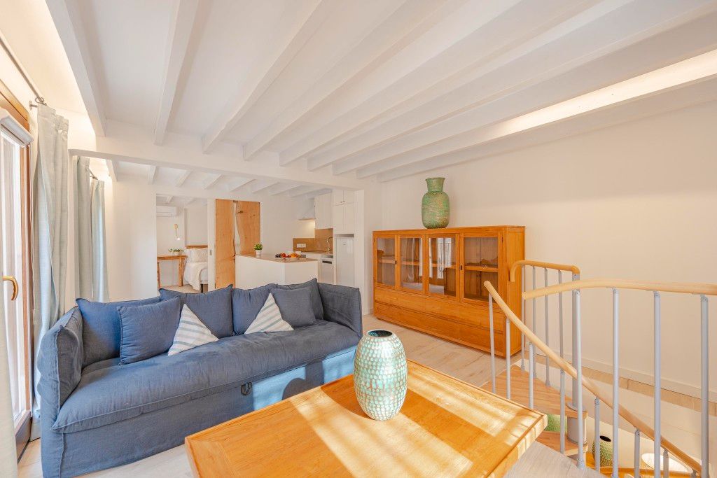 Sala d'estar de Dúplex en venda en Pollença amb Aire condicionat i Moblat