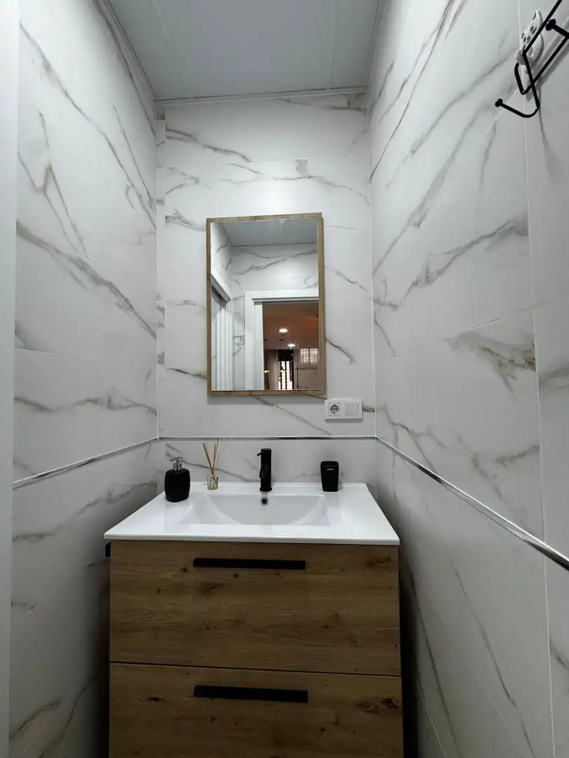 Bathroom of Flat for rent in Córdoba  with Air Conditioner, Heating and Furnished