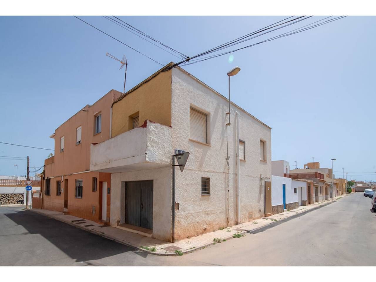 Vista exterior de Casa adosada en venta en Cartagena