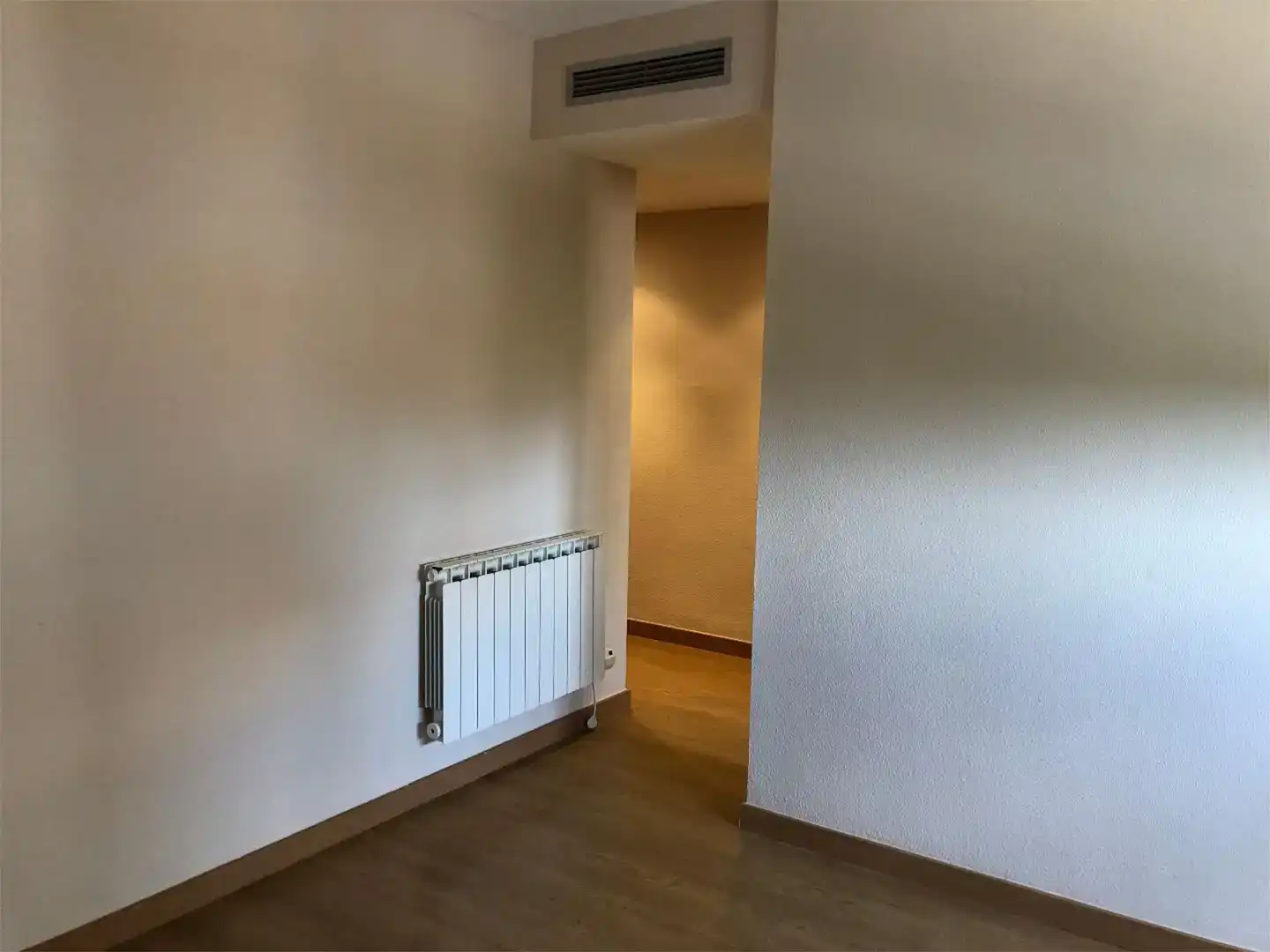 Habitación de Piso en venta en Paterna con Aire acondicionado, Jardín privado y Parquet