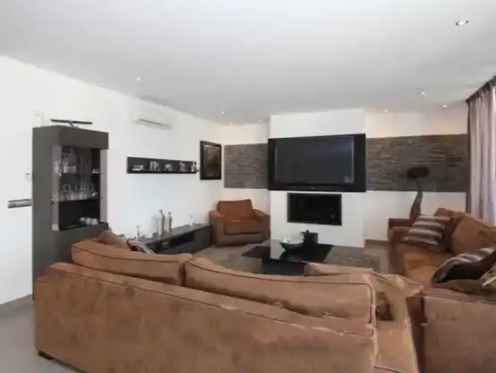 Sala d'estar de Àtic de lloguer en Altea amb Aire condicionat, Jardí privat i Traster