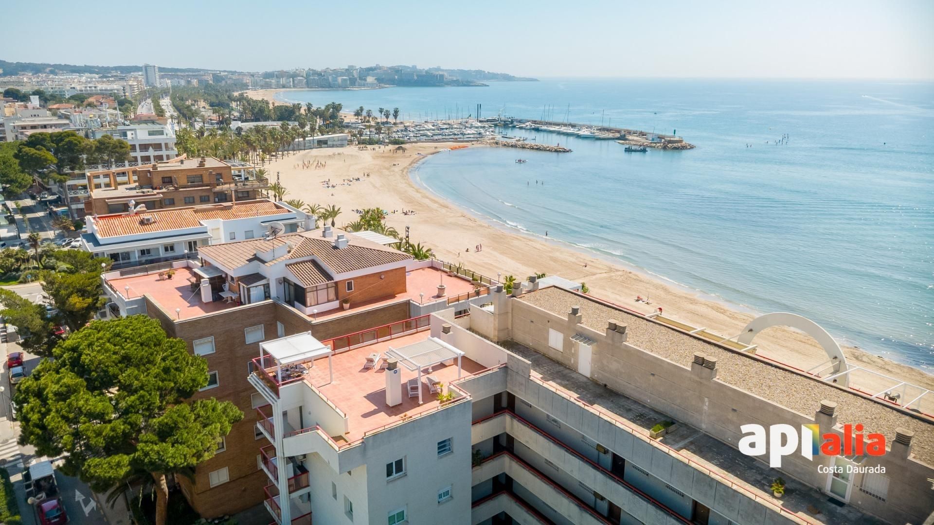 Vista exterior de Àtic en venda en Salou amb Aire condicionat, Calefacció i Terrassa