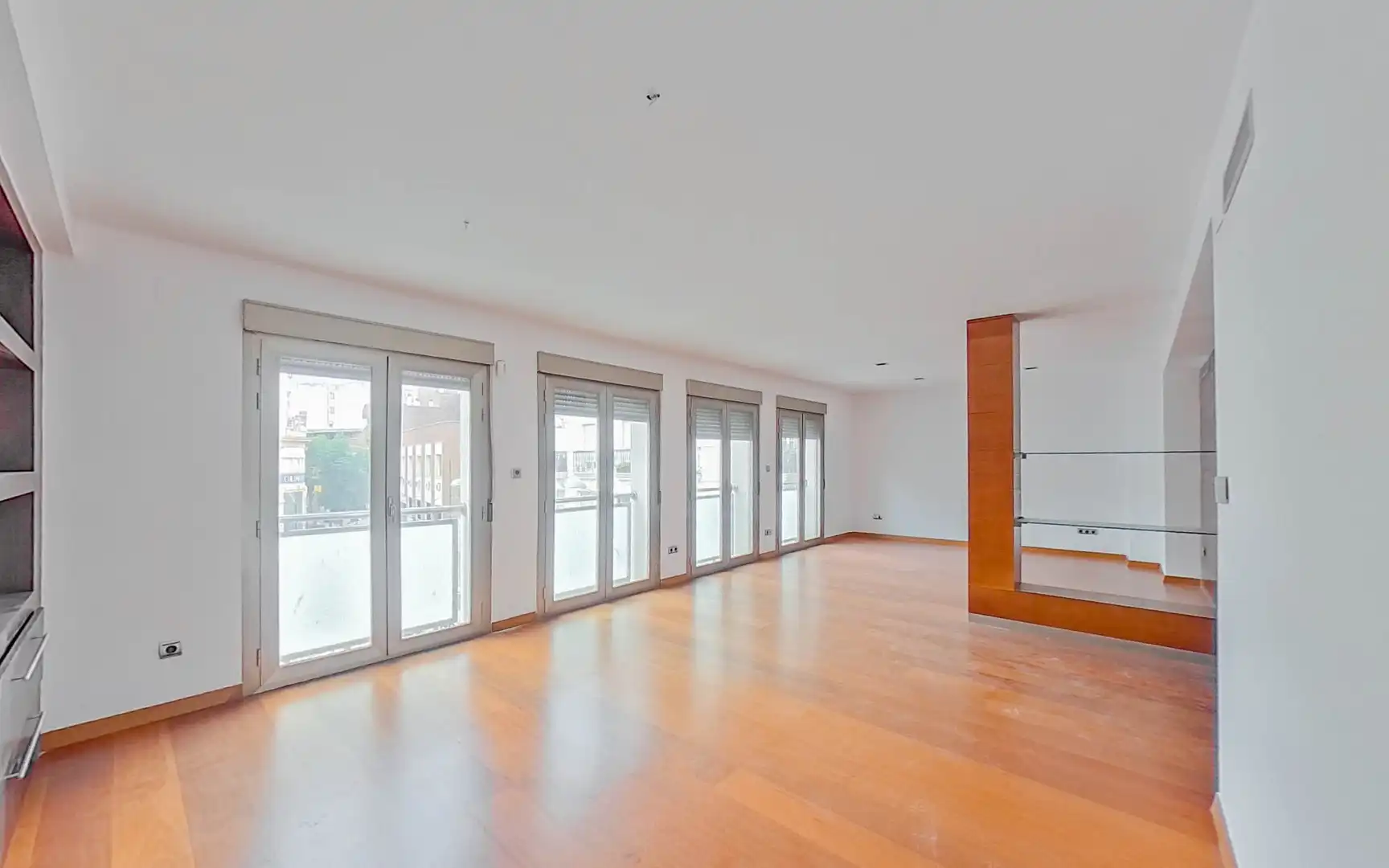 Sala de estar de Dúplex en venta en Villanueva de la Serena con Aire acondicionado, Parquet y Terraza