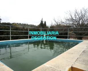 Piscina de Casa o xalet en venda en Linares amb Aire condicionat, Jardí privat i Piscina