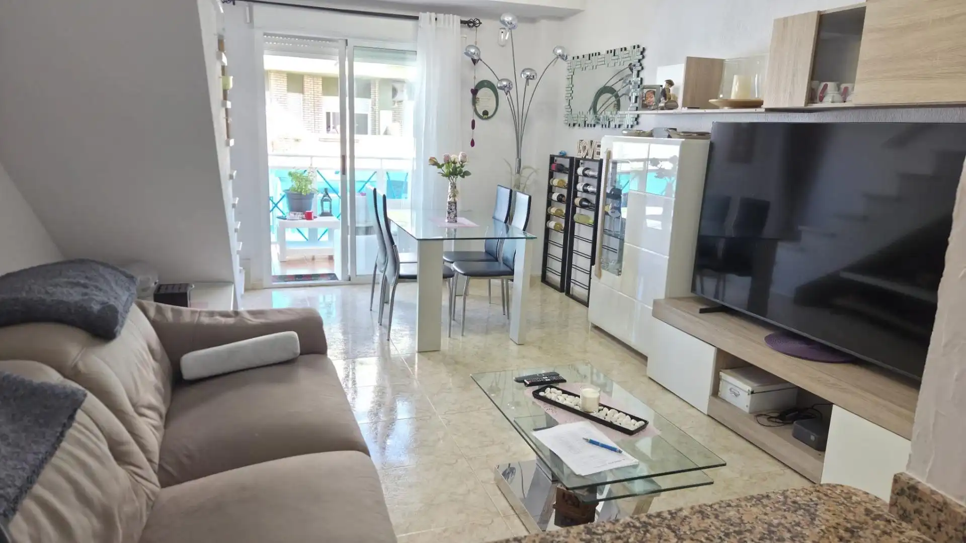 Living room of Attic for sale in Guardamar del Segura  with Air Conditioner, Terrace and Storage room