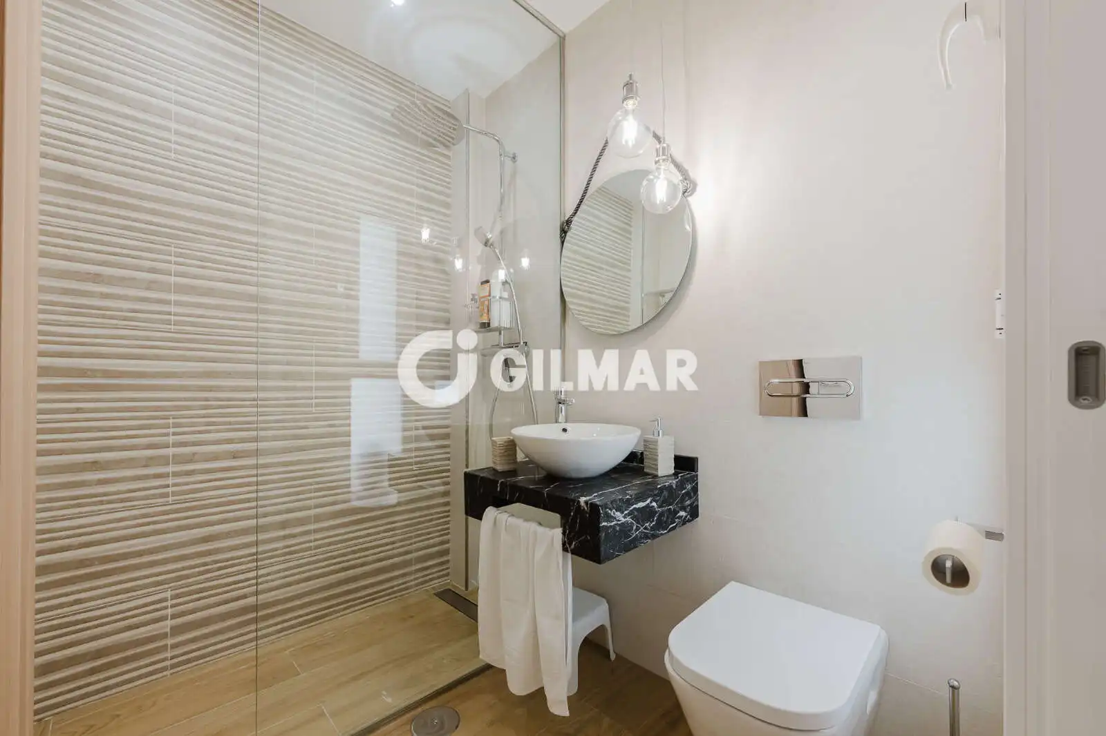 Casa bifamiliare con piscina in vendita a El Rocío - La Milagrosa, imagen 4